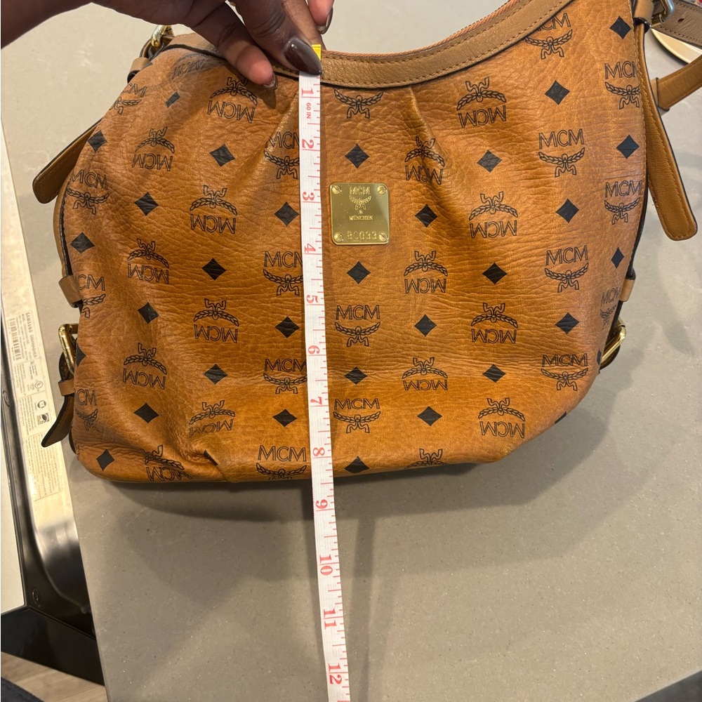 Preloved MCM Cognac hobo bag - Picture 14 of 17